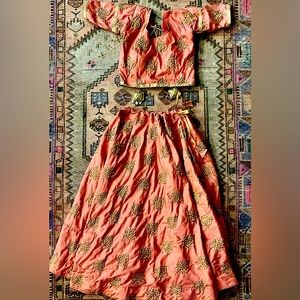 Silk embroidered lehenga set sz m•l